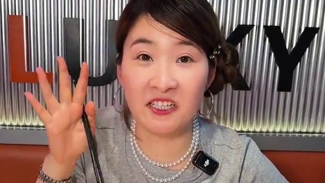 29.9吃大规格卤虾！在梅溪湖文化艺术中心旁新开的夜压食堂开业力度的确炸裂！好吃还不贵！快冲~#长沙