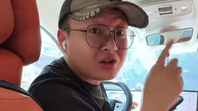 在成都居然还能吃到这么便宜的面馆，关键还可以挑战#成都面馆  #巷子里的美食 #杜甫草堂 #杂酱面 