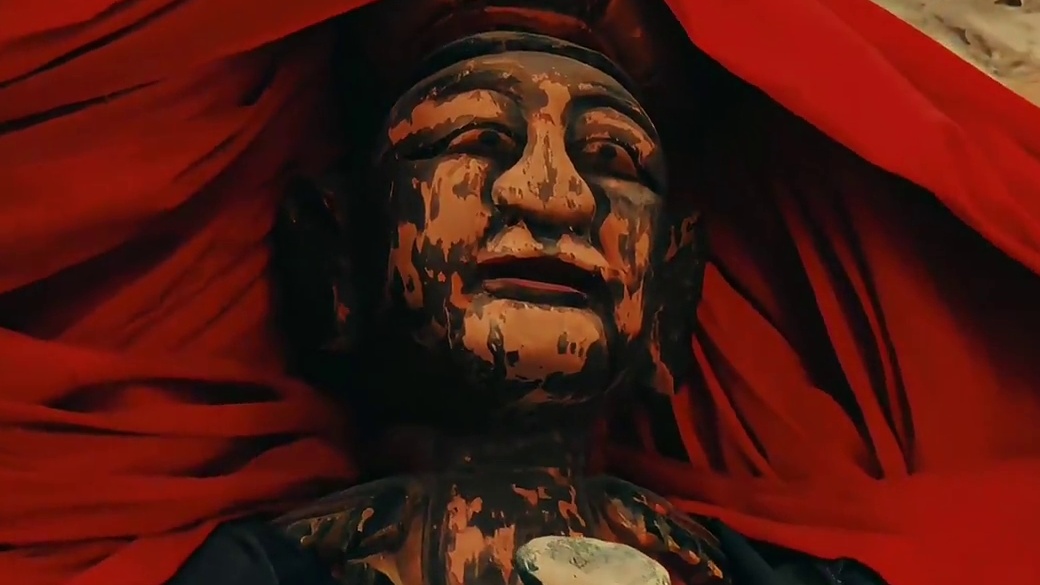 在贵州的大山深处，发现了一座神秘悬崖木屋!#贵州 #悬崖木屋 #历史 #勇者菩提