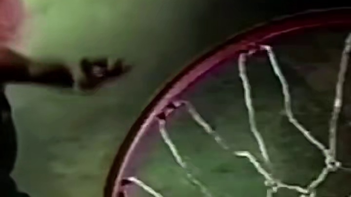 乔丹十个得分王的难度，远超詹姆斯40000分