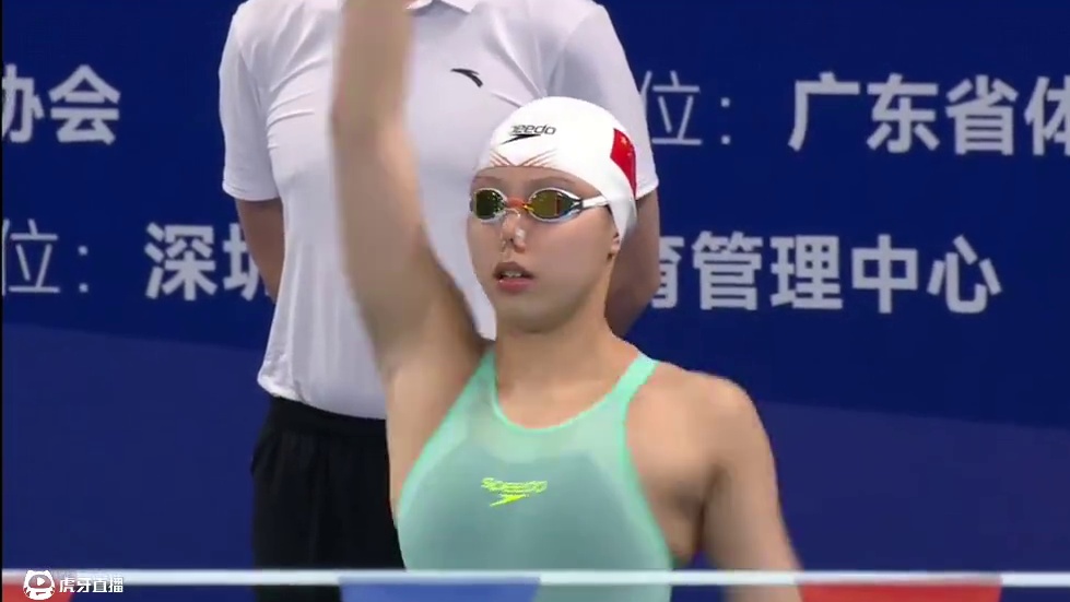 女子50米#仰泳 决赛，来自江西的#万乐天 以27.56″荣获冠军，二三名分别由浙江队#鲁星辰 28