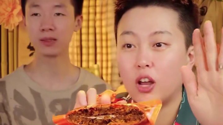 爱吃重庆火锅的姐妹，在家都能吃到重庆牛油火锅啦！#火锅 #好吃到停不下来