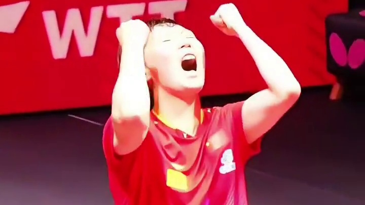 难得看曼昱如此怒吼庆祝，这场球让太多人心疼了，她真的不容易