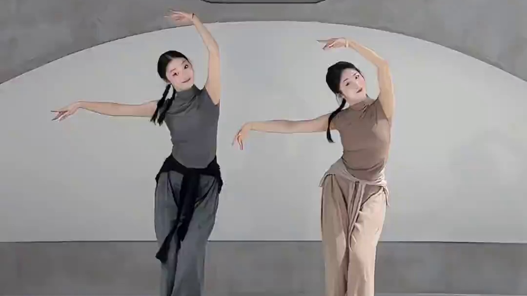想翻过雪山的心达到了巅峰 #藏风美少年 #向全世界展示中国舞 #民族舞蹈舞出民族特色 #终于轮到民族