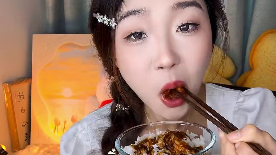 饭点一到 准时干饭 #日常吃货 #灵魂宵夜