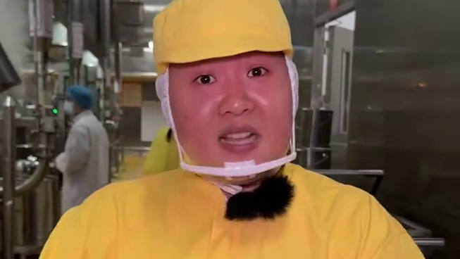 今天胖妹就把向料生产车间大公开，干净透明精细化程度比高考还严格，不是小作坊大家可以放心！#小面调料 