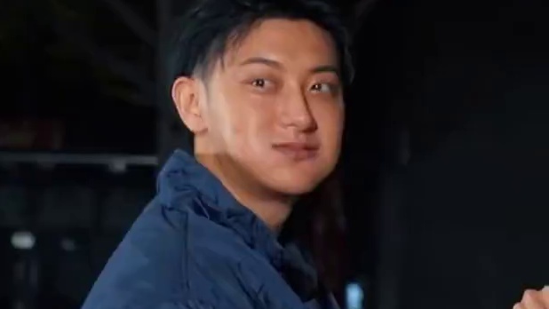 黄子韬听到岳岳赚钱了，嘴里的饭都不香了#新游记  #鹅滴神片  #黄子韬  #王彦霖  #岳云鹏