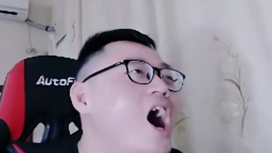 终极挂机流，超爽吃吃吃 #炉石传说 #酒馆战棋 #炉石酒馆新赛季 #黄金棋坛苏州站