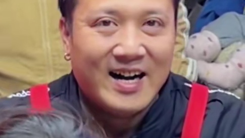 四川网红刷新孙姐爆辣记录，生吃50个小米辣~#螺蛳粉