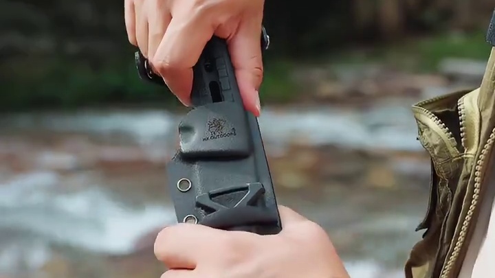 60块5双的袜子也能完成5个户外小技巧？ #户外 #尽兴买出生活高光 #TA的精选你的清单 #小咖袜