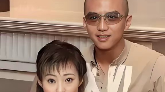 为何郝蕾两婚两离后独身育子？看到她三段感情，才懂婚姻从来不是必选项#郝蕾 #邓超 #李光洁 #娱乐评