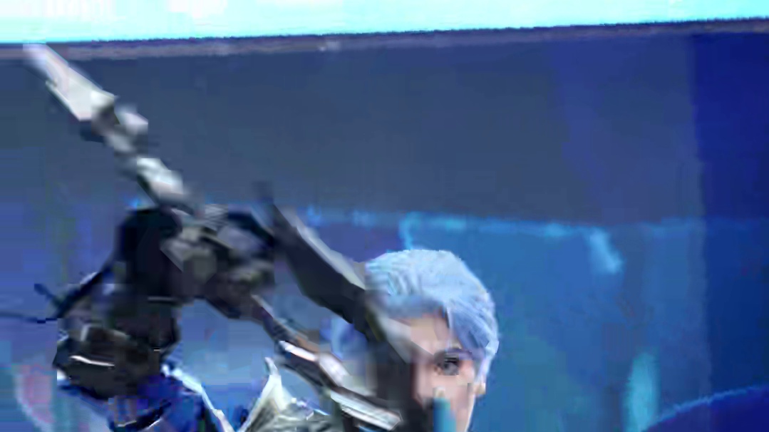 卡琳娜cos铠太权威了，没有技巧，就是硬帅啊#卡琳娜cos铠太权威了 #卡琳娜cos铠