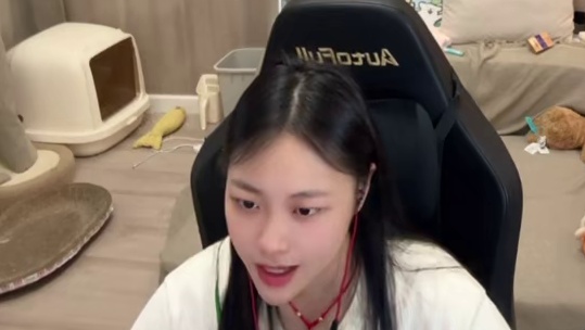 #穿越火线 18岁反应