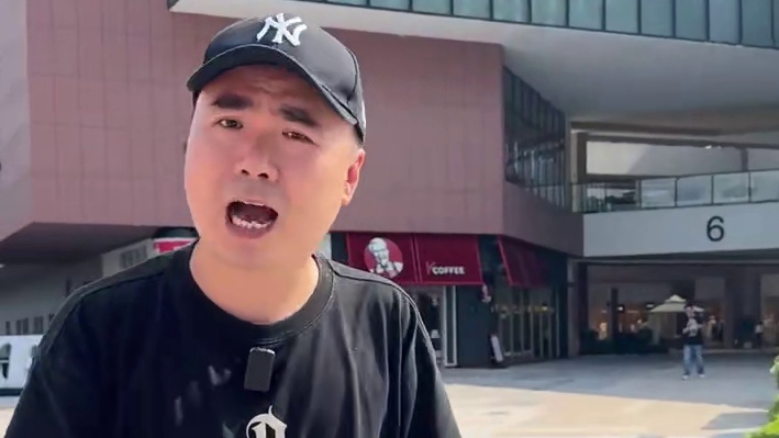 在衡阳也可以看到卡皮巴拉咯！#衡阳探店 #衡阳探店小龙仔 #小龙带你玩转衡阳 #卡皮巴拉萌宠乐园 #