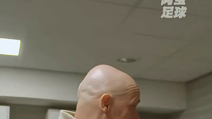 起初所有人都认为腾圣称霸欧