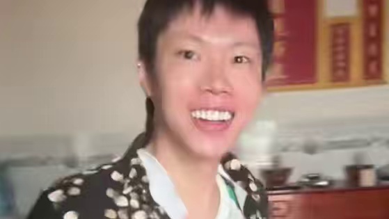 永远为友情里的真挚、真诚、热烈而感动。#唤俊 #有金 #友情 #感动