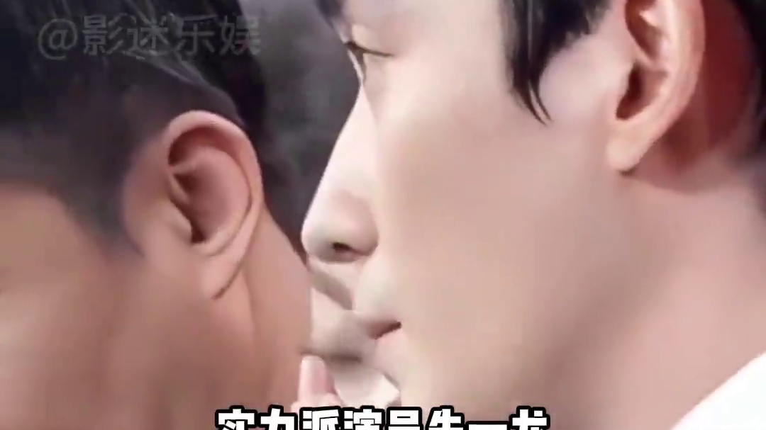 为何明星喝水偏爱用吸管？一段赵丽颖高清喝水视频曝光，才懂自我保护#赵丽颖  #王心凌  #张杰 #娱