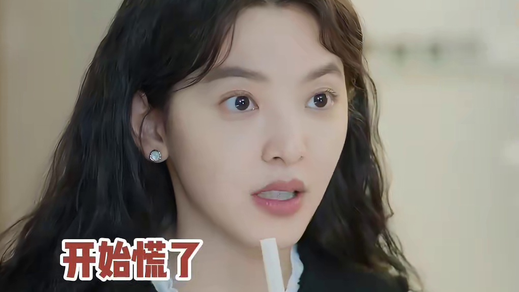 自己谈恋爱不香，嗑cp的时候一脸姨母笑！