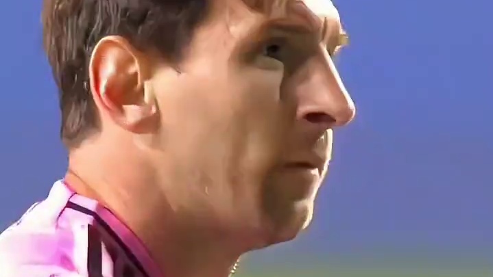 穿云箭！37岁梅西精彩任意球破门#足球