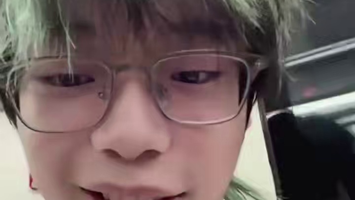 钟意：我是全网第一个2.4W镜，这是一件非常光宗耀祖的事！​​​