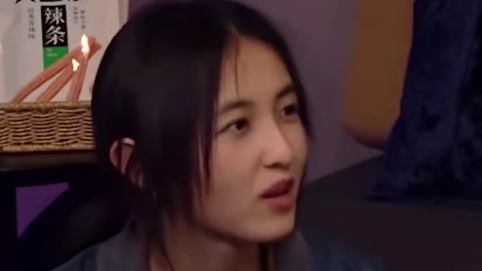 张子枫社交状态简直演我！ #毛雪汪 #张子枫 #欧阳娜娜