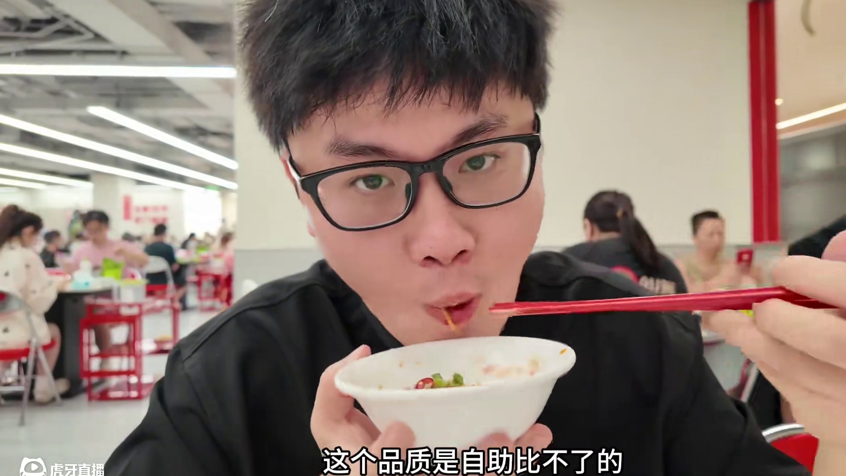 在深圳也能人均百来块实现海鲜自由！ 还能用68抵100的代金券，鲜活的海鲜像在海鲜市场用餐一样！#海