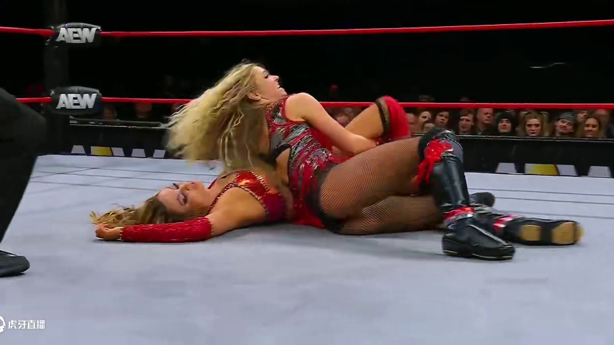 朱莉娅·哈特赢了比赛，但她输光了温柔，赢得干脆走得冷漠 #一招制敌 #惊险时刻 #格斗 