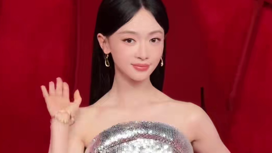 这次没对视上的艺人们，下次一定不会放过你们的！！#时尚芭莎 #时尚芭莎盛典红毯 #时尚芭莎盛典造型出