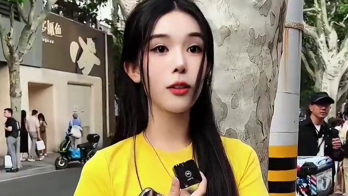 抽象的小姐姐，搞笑女的爱情看缘分