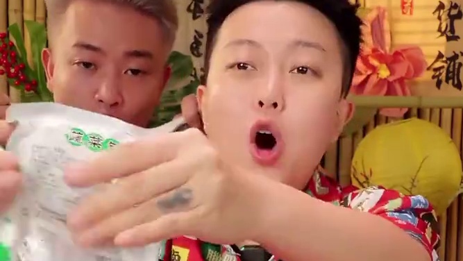 推荐每一个来重庆的姐妹都要尝尝火锅米线#美食推荐 #哎呀妈呀真香 #无辣不欢 #吃辣 #火锅