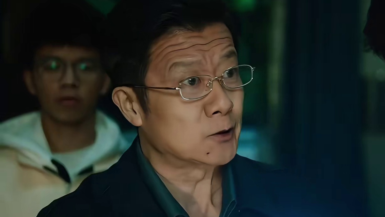 仅凭一份试卷揪出幕后真凶