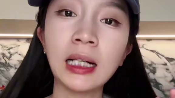 自律期的大馋丫头一定要给自己备上！
每天在1～3粒之间找适合自己的量！喝300～500ml的热水！饭