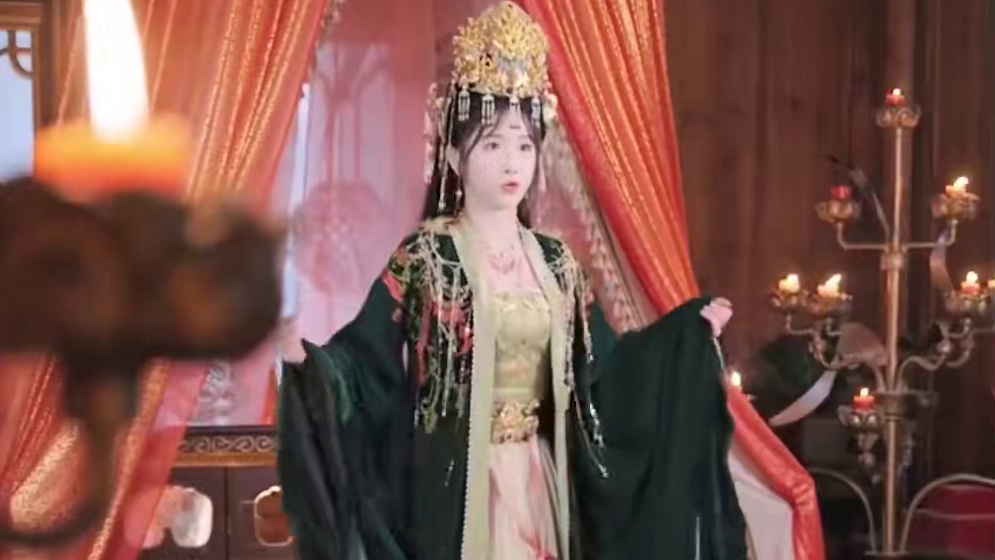 #穿越 #替嫁医妃带着空间流放千里