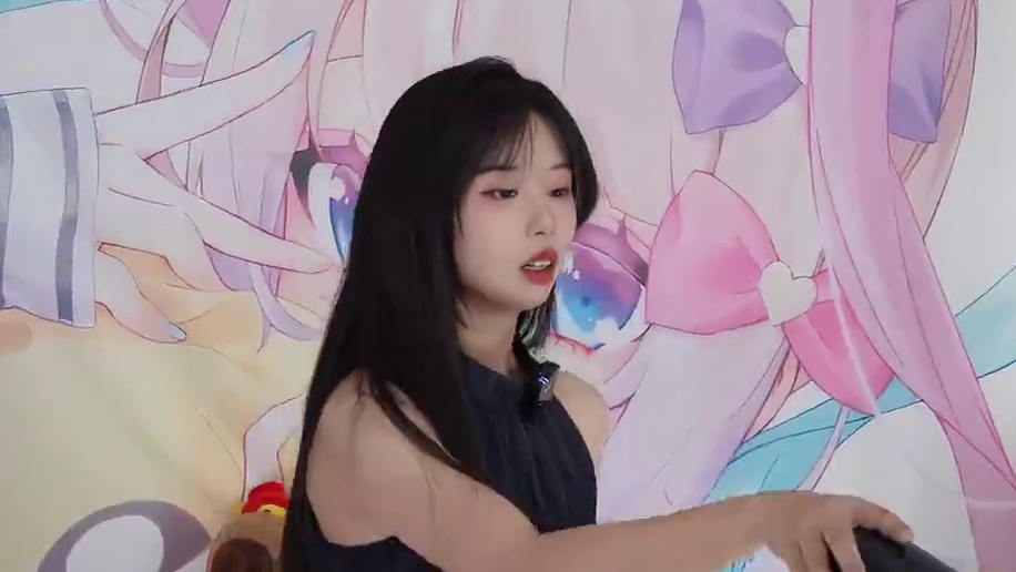 用“墨镜”玩游戏？#游戏 #AR #vr #XREAL