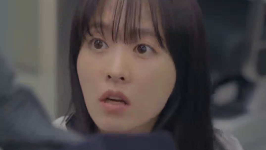 藏在心底很久很久的爱意，只需要一眼就能确定#未知的首尔 #韩剧 #朴宝英 #朴珍荣