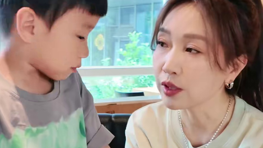 和发糕聊了点悄悄话，他的人生理想居然变了！！！原因竟然是......#人类幼崽六一快乐 #金牌育言家