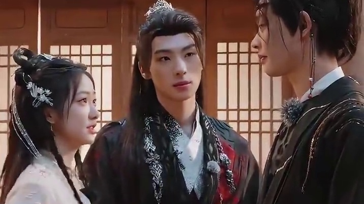 两人就在抽象赛道越走越远 #颜安 #柯淳 #柯淳一句话让颜安失去笑容 #抽象