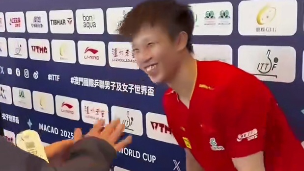 不愧是熟人局采访，简直太快乐了