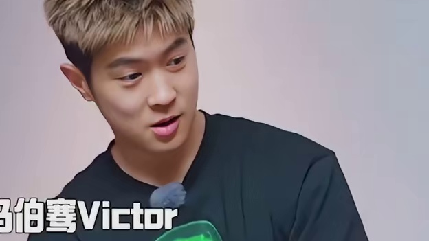 第一次见艺人上节目用头称重的