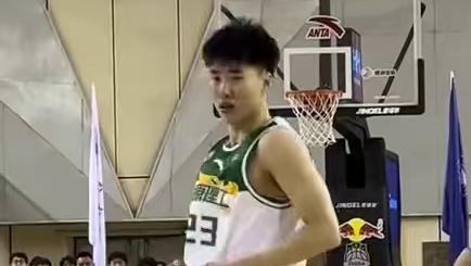 #cubal 全国八强赛#太原理工大学 战胜上海交大，#曹芷豪#杜智博#杨子豪 贡献20+得分。