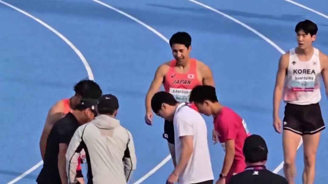 #亚洲田径锦标赛 男子200米决赛，鹈泽飞羽跑出20秒12的亚洲第一的成绩实现卫冕，创赛会纪录！从状