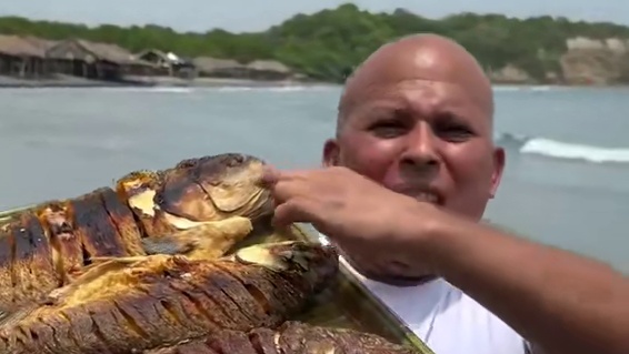 东南亚特色美食 #光盘行动妈呀太香了 #傣家美食 #吃海鲜 #三文鱼