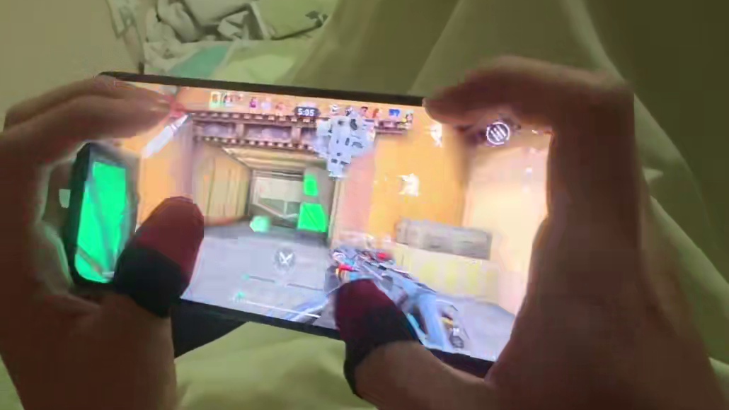 手搓定位 陀螺仪微调 先瞄准在开枪 下一个赋能就是你#无畏契约 #无畏契约手游 #无畏契约手游预约开