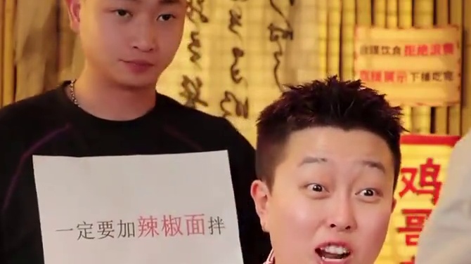 想念重庆火锅的姐妹，看我视频就可以了#美食推荐 #哎呀妈呀真香 #无辣不欢 #吃辣 #火锅