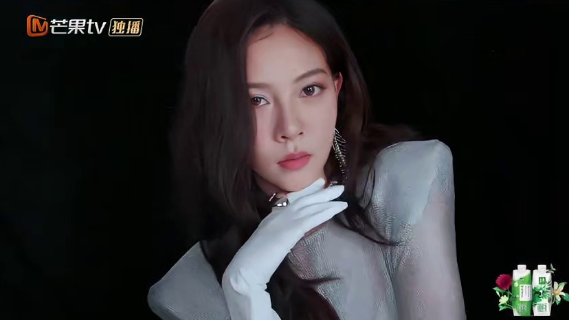 金典#乘风2025 乘风之夜预告
从湖海到山间，向旷野向草原
五场公演到站，姐姐们脚步一直在路上
我