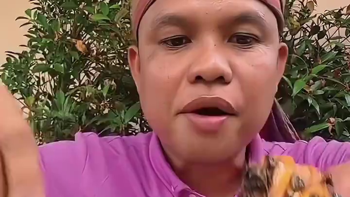 酸辣️木瓜丝烤蛋蛋蛙 #美食 #泰国美食 #户外美食 #内容启发搜索