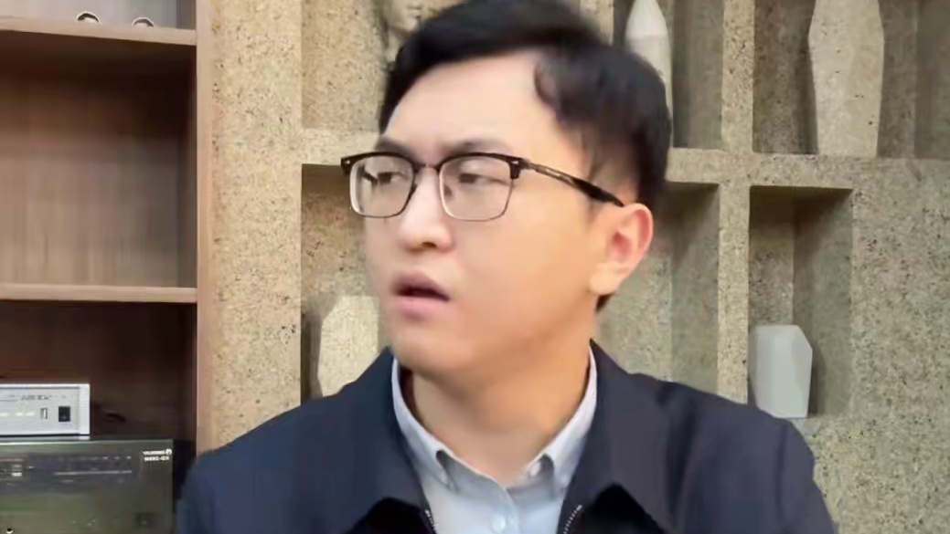 假如高考考场在大学.. #大学生 #高考 #请假 #爽剧 #fyp