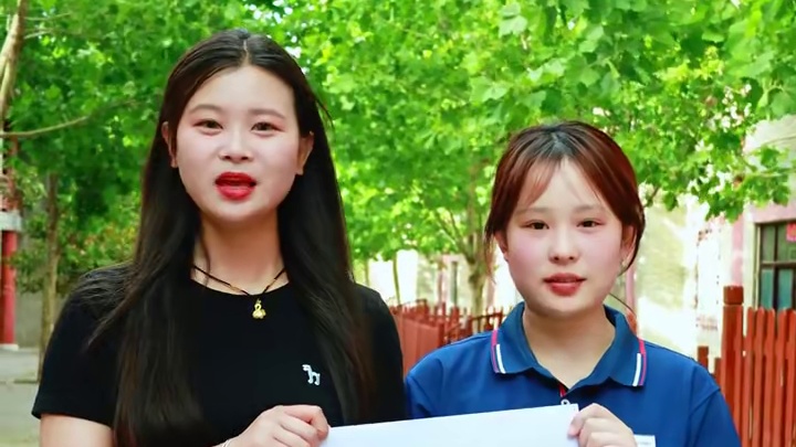 绿水青山就是金山银山！六五环境日，爱护环境从小事做起！
#六五环境日  #爱护环境 #绿水青山就是金