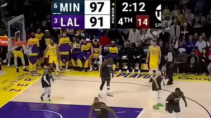 森林狼4比1淘汰湖人的最后两分钟