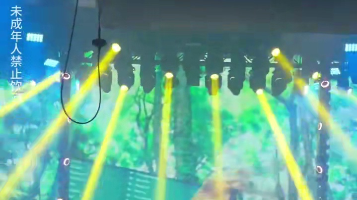 爱上去響livehouse只有0次和无数次！四周年大升级燃爆全场！#響livehouse拱墅店 #杭